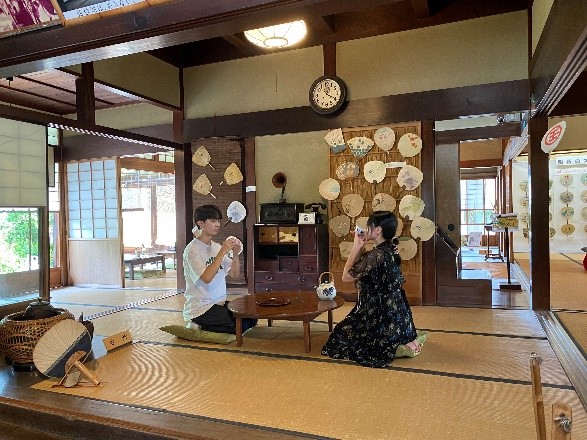 外国人留学生による「KANSAIファン・モニター・ツアー」を、琵琶湖・淡路島で実施いたしました 琵琶湖・五個荘近江商人屋敷